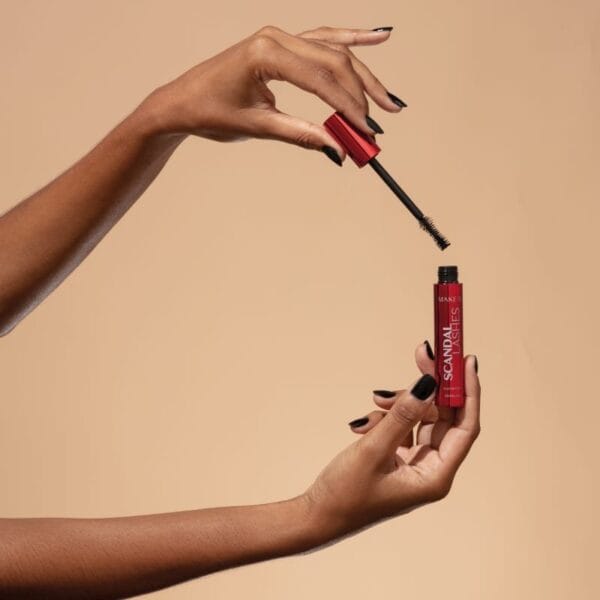 Máscara de Cílios Make B. Scandal Lashes 10g - Imagem 3