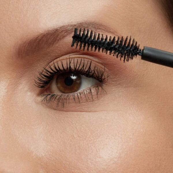 Máscara de Cílios Make B. Scandal Lashes 10g - Imagem 2