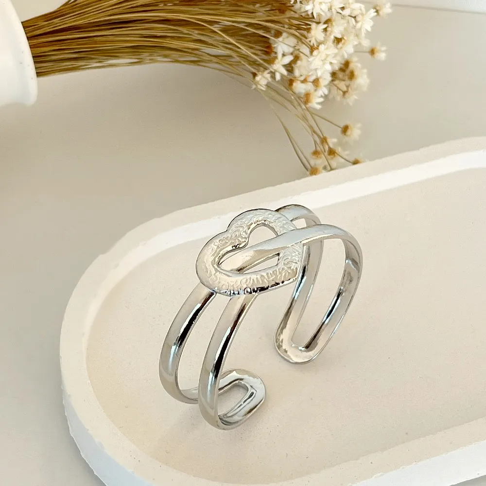 Bracelete coração fivelado em aço inoxidável - Imagem 3