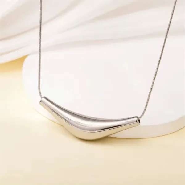 Colar contour metálico em aço inoxidável