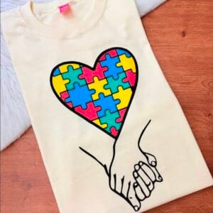 TSHIRT GG CORAÇÃO INCLUSÃO TEA