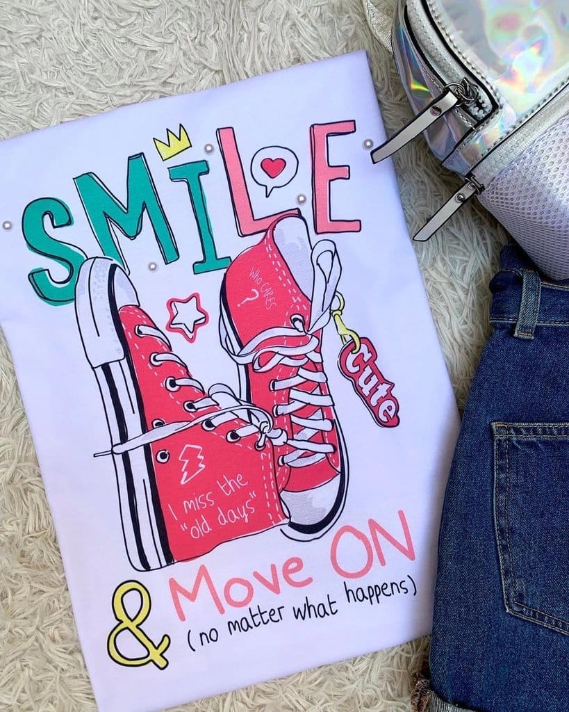 TSHIRT SMILE MOVE AND ON (PÉROLA NA ESTAMPA)